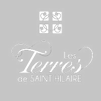 Logo Les Terres de Saint-Hilaire mariage Provence La Table de Charlotte Traiteur